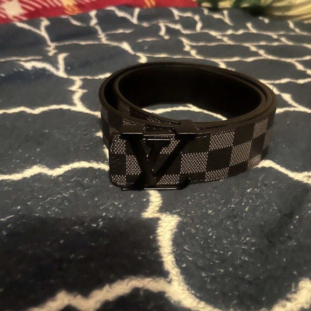 louis vuittons men belt Authentic Black Damier - Picture 4 of 5